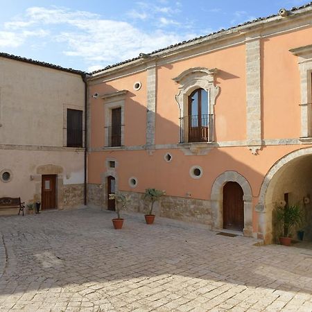 Relais Cimilla B&B Ragusa Exterior photo